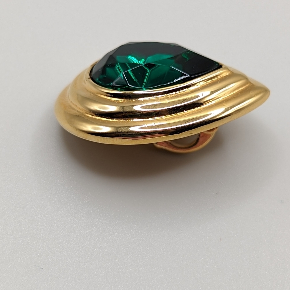 Kenneth Jay Lane Emerald Tone Teardrop Enhancer Pendant - Picture 4 of 9
